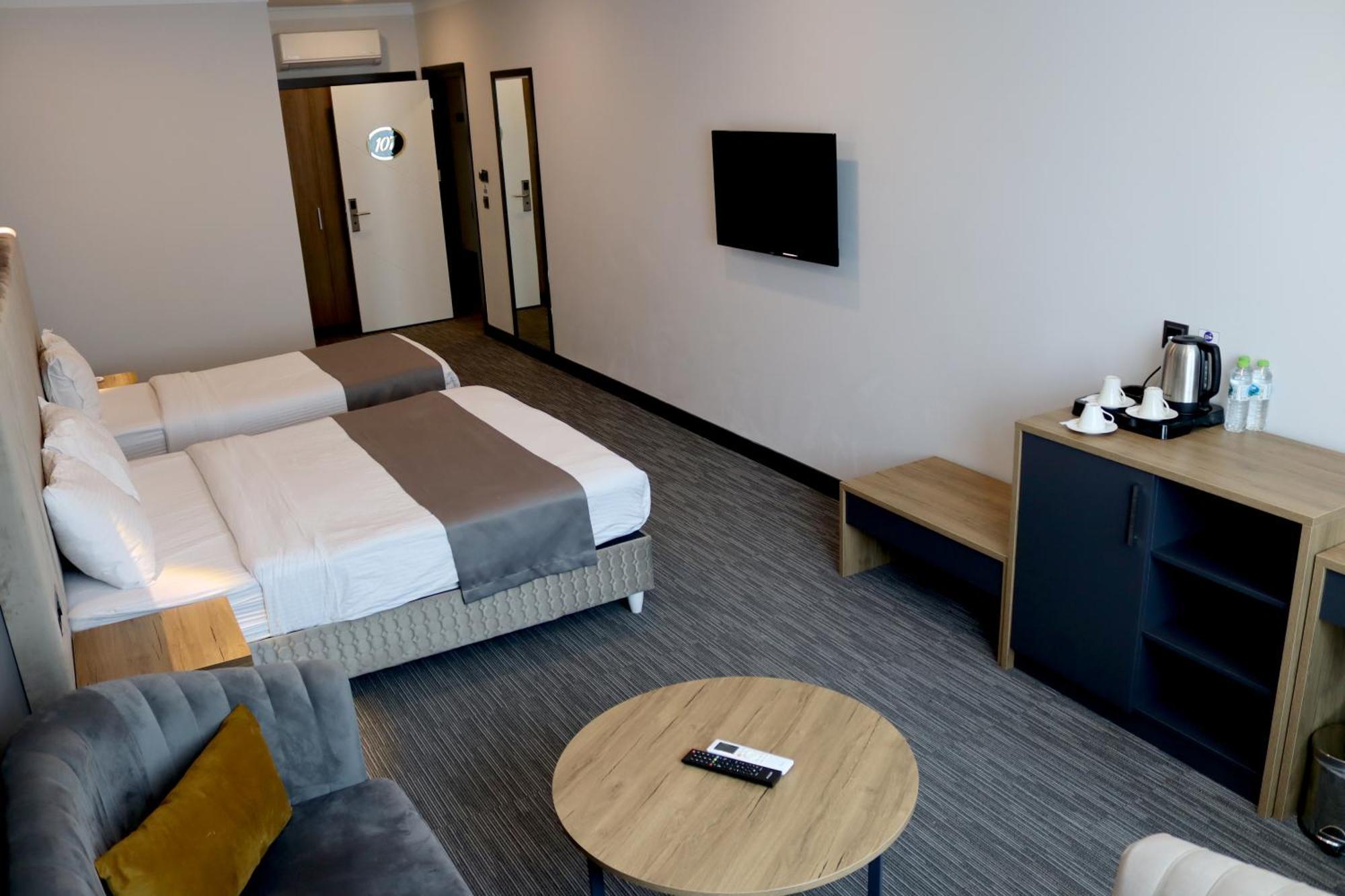 Home Plus Hotel 이스탄불 외부 사진